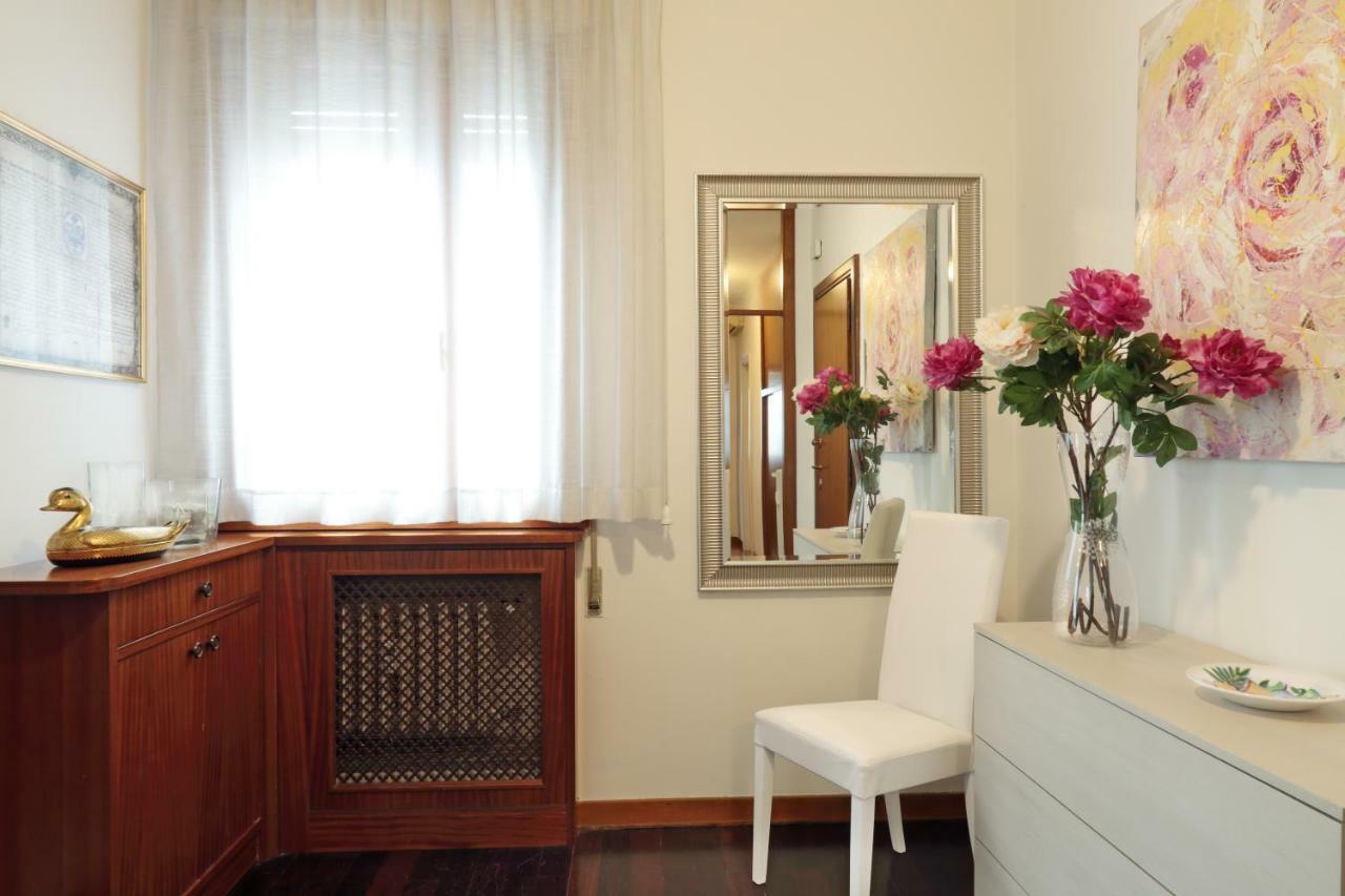 Appartamento Con 2 Camere E Garage Privato! Padua Exterior foto