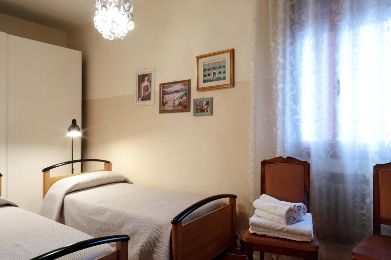 Appartamento Con 2 Camere E Garage Privato! Padua Exterior foto